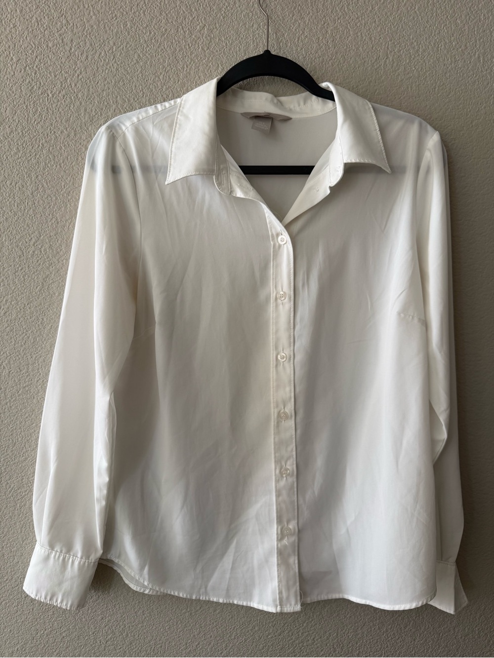 White Button Down Bundle M | Lee Riders + H&M | Capsule Wardrobe Basics - Picture 4 of 9
